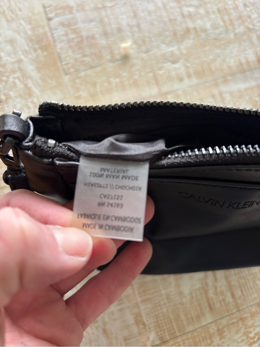 Calvin Klein Classic Black Wristlet Clutch with Detachable Strap - Picture 7 of 8